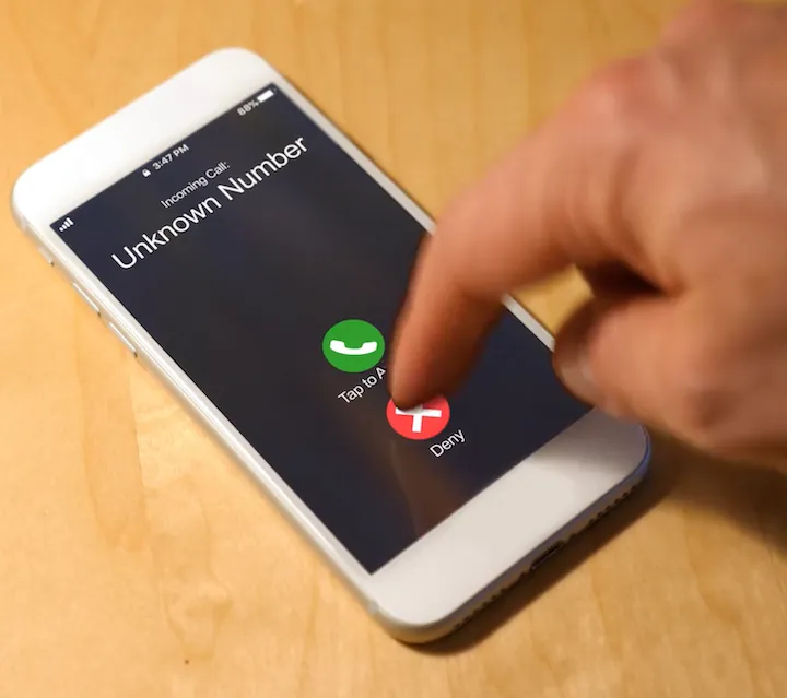 video thumbnail - upset customer on the phone